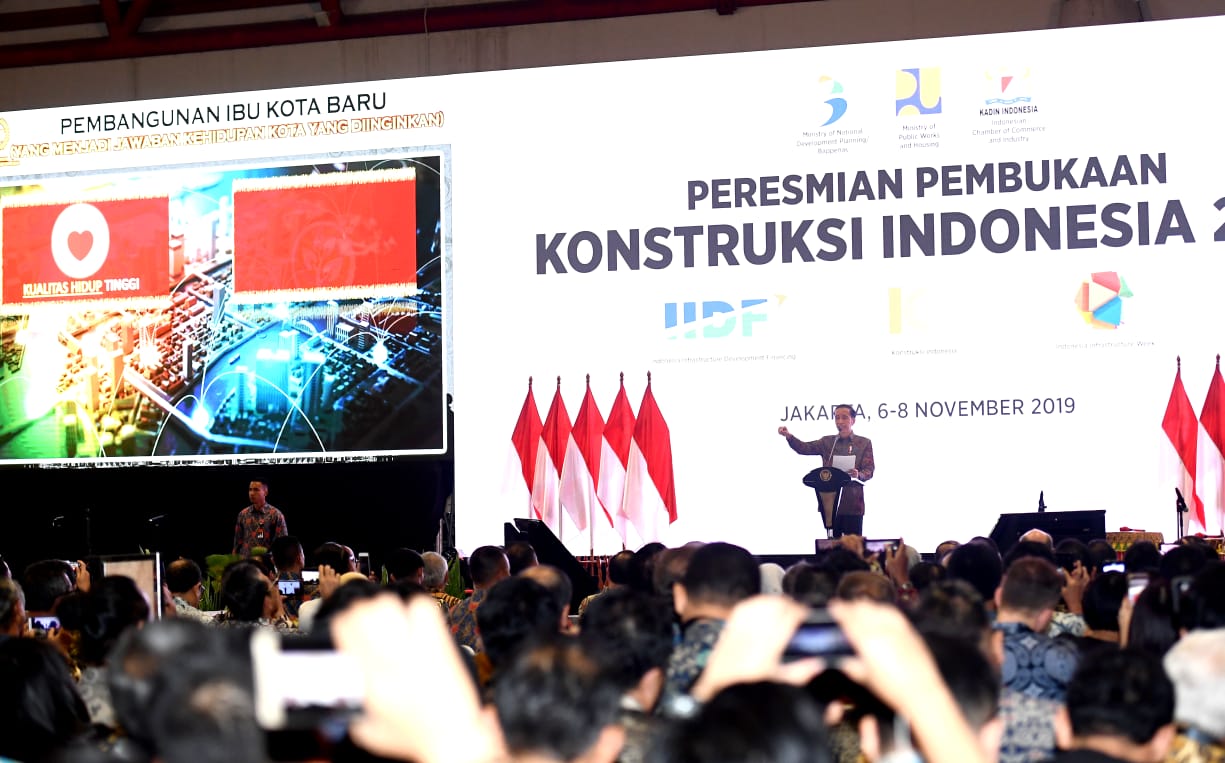 Image default