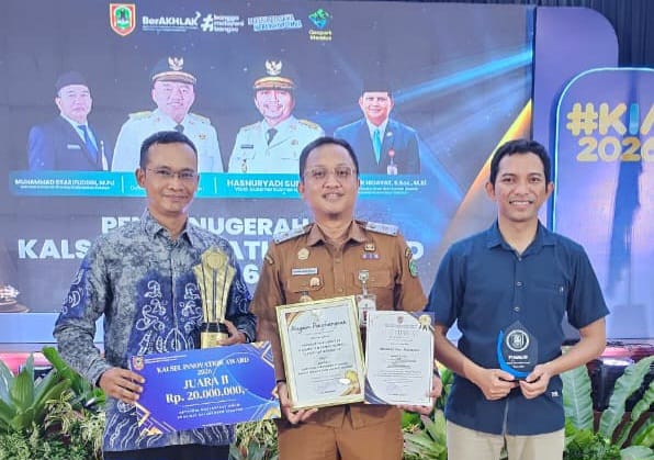 penghargaan Kalsel Innovation Award 2026 atas inovasi Detektor Karhutla dan SIPLAYER.”