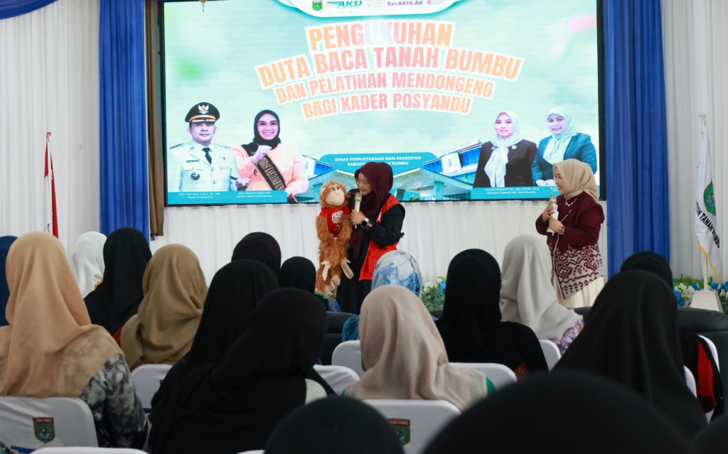 Bunda Literasi Tanah Bumbu membuka pelatihan mendongeng bagi kader posyandu